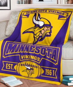 Mockup Blanket 1 BLK0321 Minnesota Vikings Vintage The Duke Est Blanket