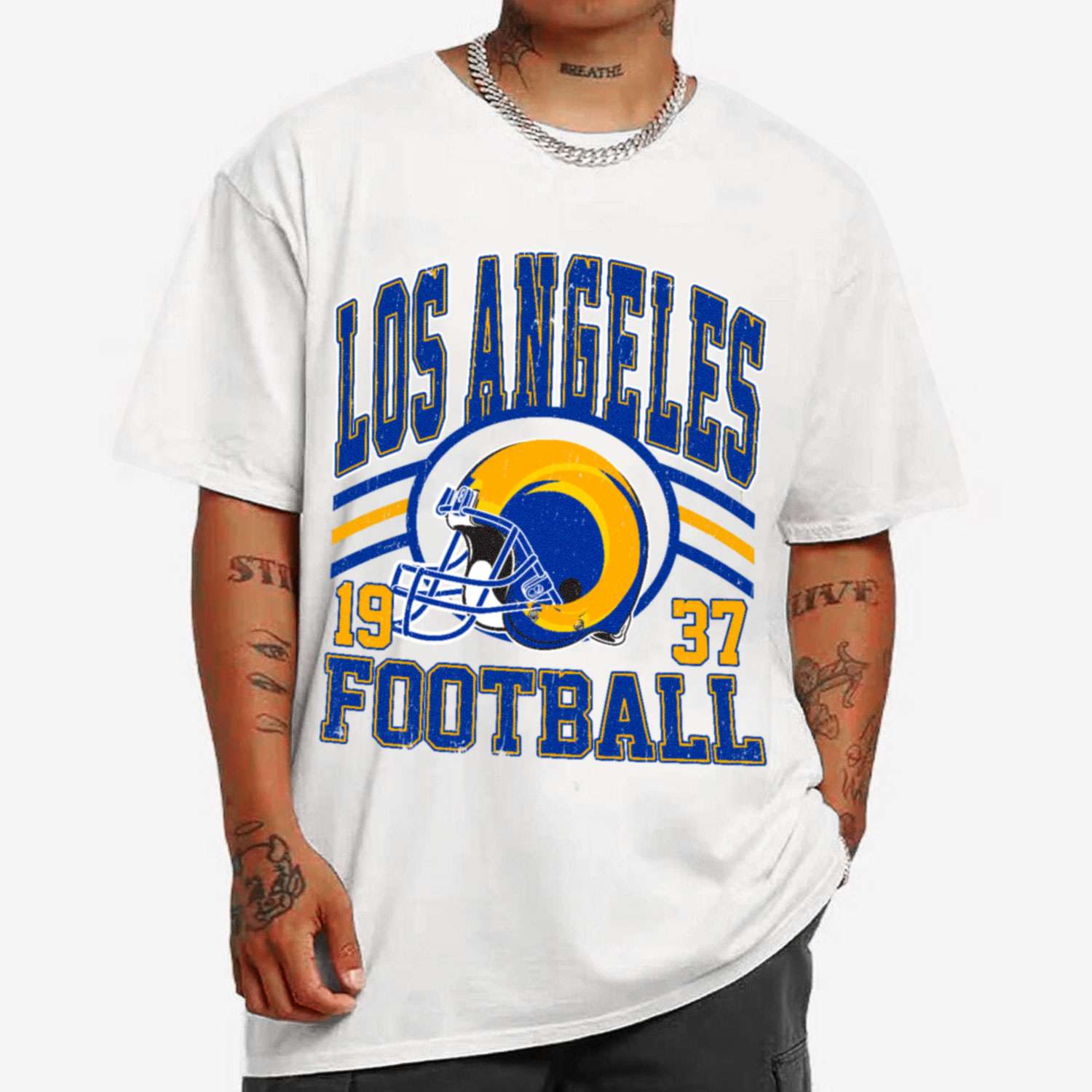 Vintage Sunday Helmet Football Los Angeles Rams T-Shirt