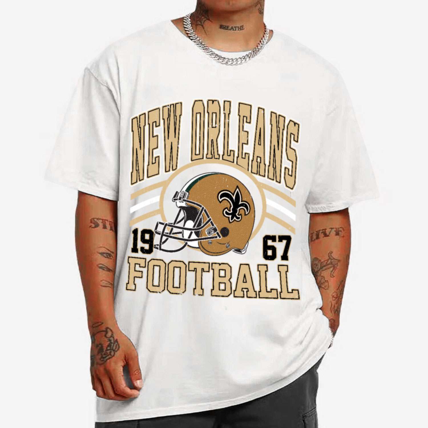 Vintage Sunday Helmet Football New Orleans Saints T-Shirt