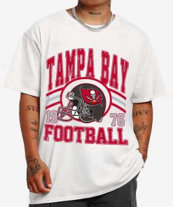 T Shirt MEN 1 DSHLM30 Vintage Sunday Helmet Football Tampa Bay Buccaneers T Shirt