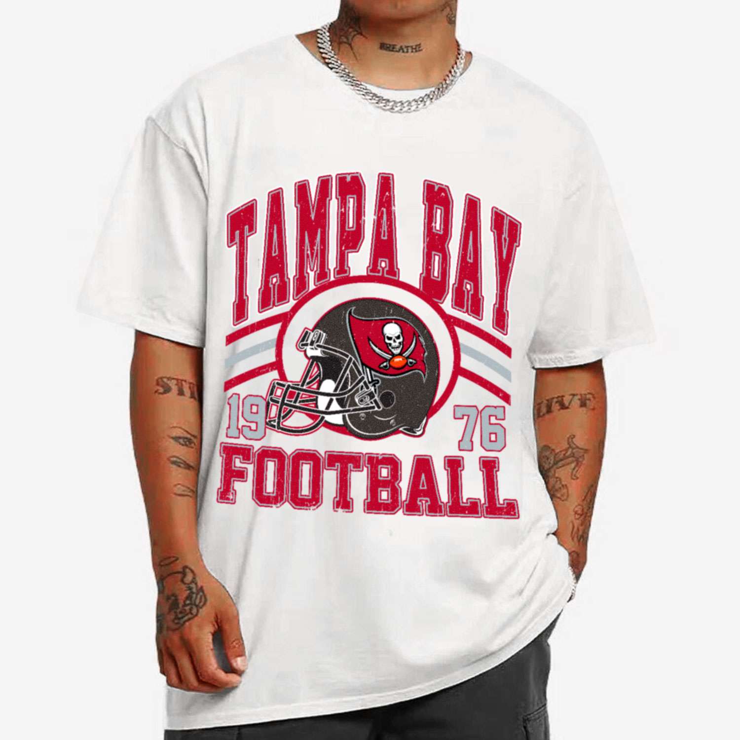 Vintage Sunday Helmet Football Tampa Bay Buccaneers T-Shirt