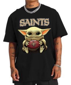 T Shirt Men DSBB23 Baby Yoda Hold Duke Ball New Orleans Saints T Shirt