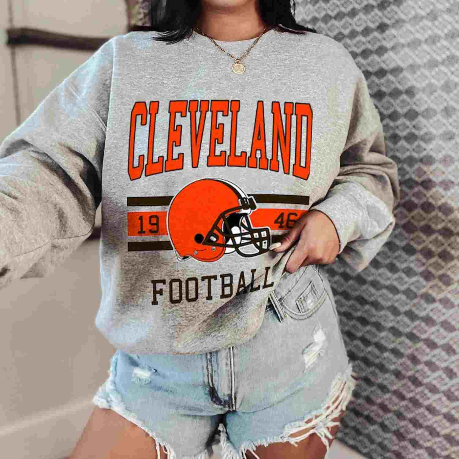 Cleveland Browns Football Vintage Crewneck Sweatshirt - Cruel Ball