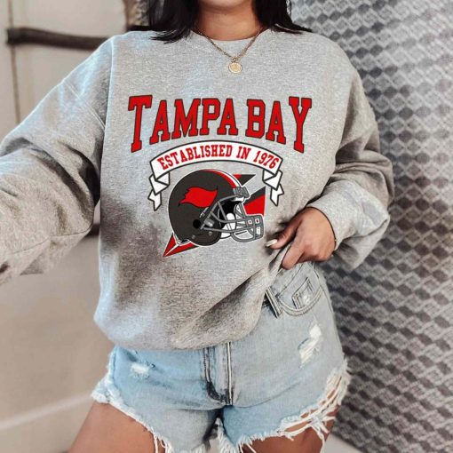 T Sweatshirt Women 0 TS0328 Tampa Bay Established In 1976 Vintage Football Team Tampa Bay Buccaneers T Shirt