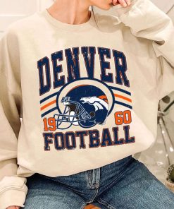 T Sweatshirt Women 1 DSHLM10 Vintage Sunday Helmet Football Denver Broncos T Shirt