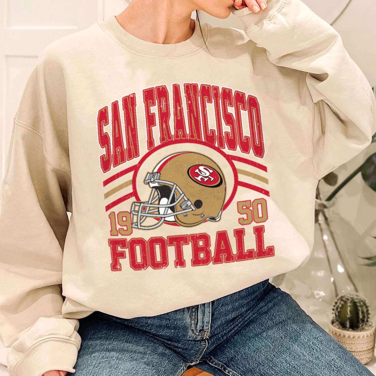 Vintage Sunday Helmet Football San Francisco 49ers T-Shirt