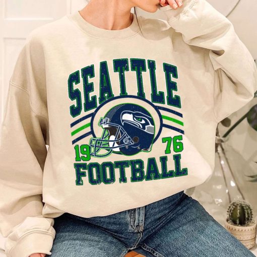 T Sweatshirt Women 1 DSHLM29 Vintage Sunday Helmet Football Seattle Seahawks T Shirt