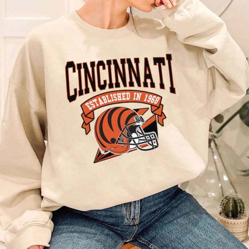 T Sweatshirt Women 1 TS0303 Cincinnati Established In 1968 Vintage Football Team Cincinnati Bengals T Shirt