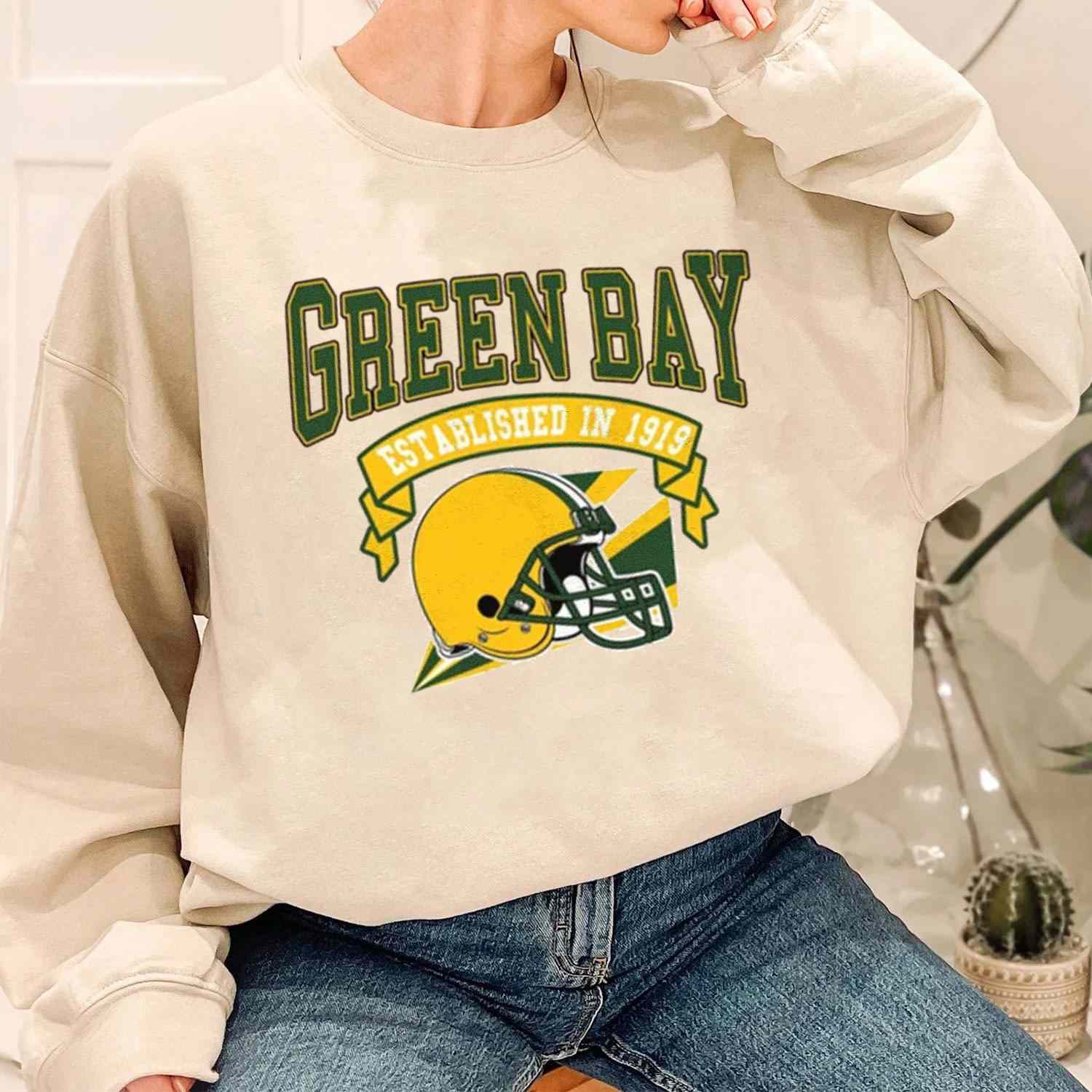 Vintage Football Team Green Bay Packers Established In 1919 T-Shirt - Cruel  Ball