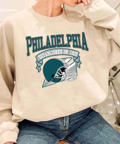 T Sweatshirt Women 1 TS0327 Philadelphia Established In 1933 Vintage Football Team Philadelphia Eagles T Shirt