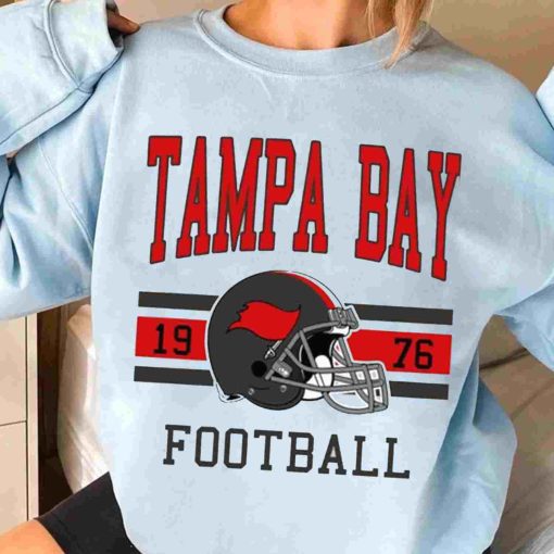 T Sweatshirt Women 3 TS0110 Tampa Bay Football Vintage Crewneck Sweatshirt Tampa Bay Buccaneers