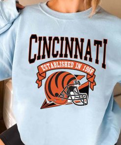 T Sweatshirt Women 3 TS0303 Cincinnati Established In 1968 Vintage Football Team Cincinnati Bengals T Shirt