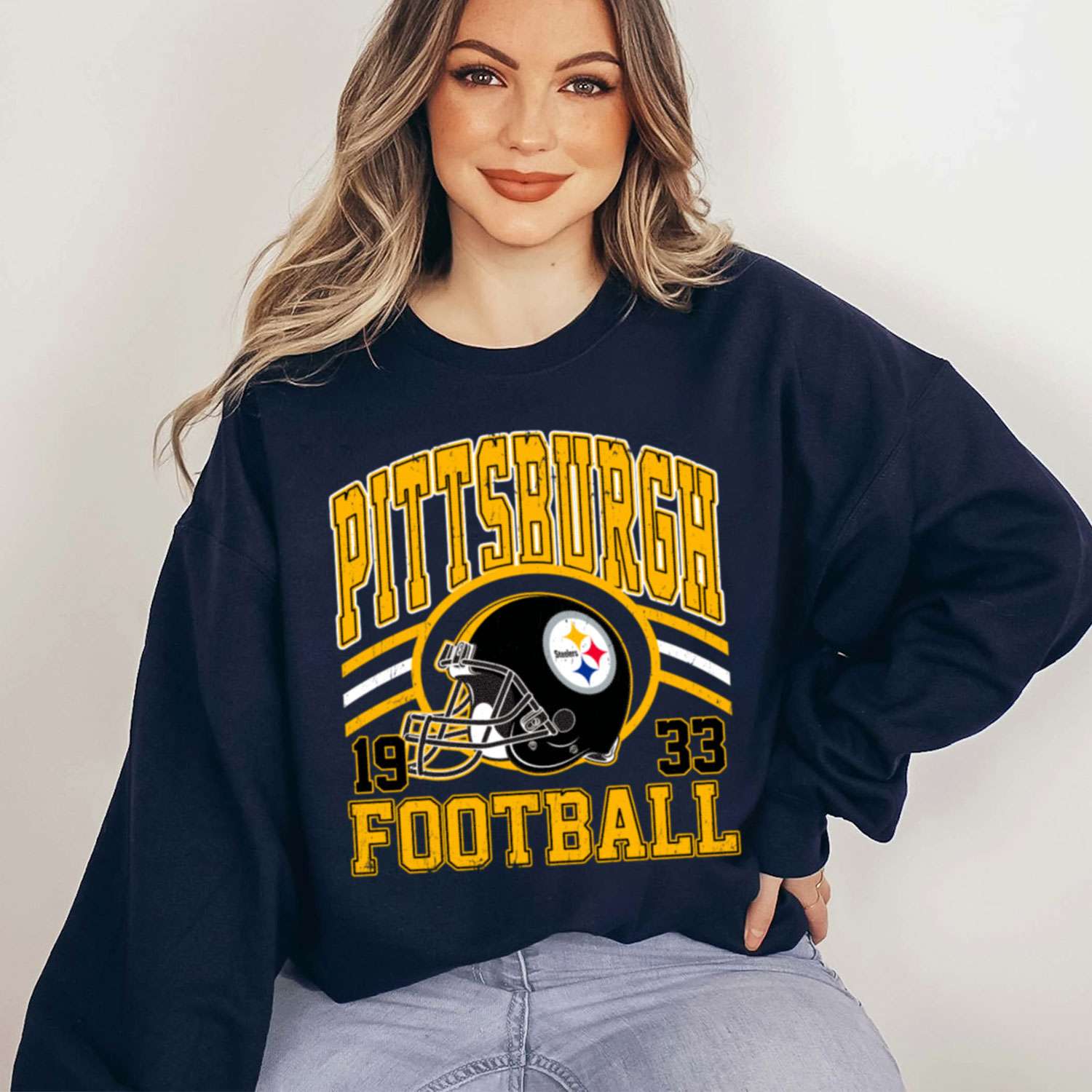 Vintage Sunday Helmet Football Pittsburgh Steelers T-Shirt - Cruel Ball