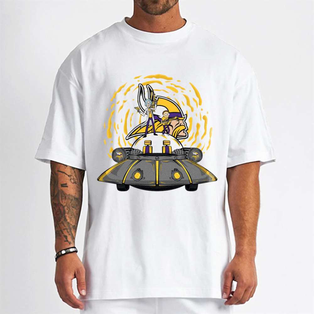 Rick Morty In Spaceship Minnesota Vikings T-Shirt