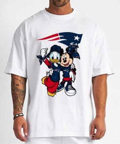 T Shirt Men DSBN352 Minnie And Daisy Duck Fans New England Patriots T Shirt