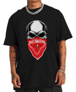 T Shirt Men DSBN465 Punisher Skull Tampa Bay Buccaneers T Shirt 1