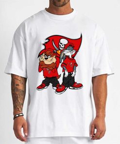 T Shirt Men DSBN474 Looney Tunes Bugs And Taz Tampa Bay Buccaneers T Shirt