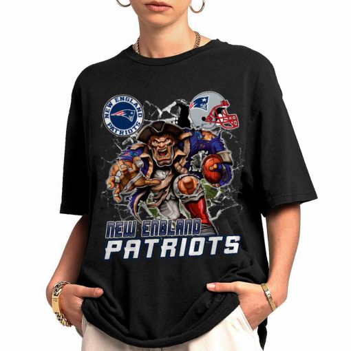 T Shirt Women 0 DSMC0222 Mascot Breaking Through Wall New England Patriots T Shirt