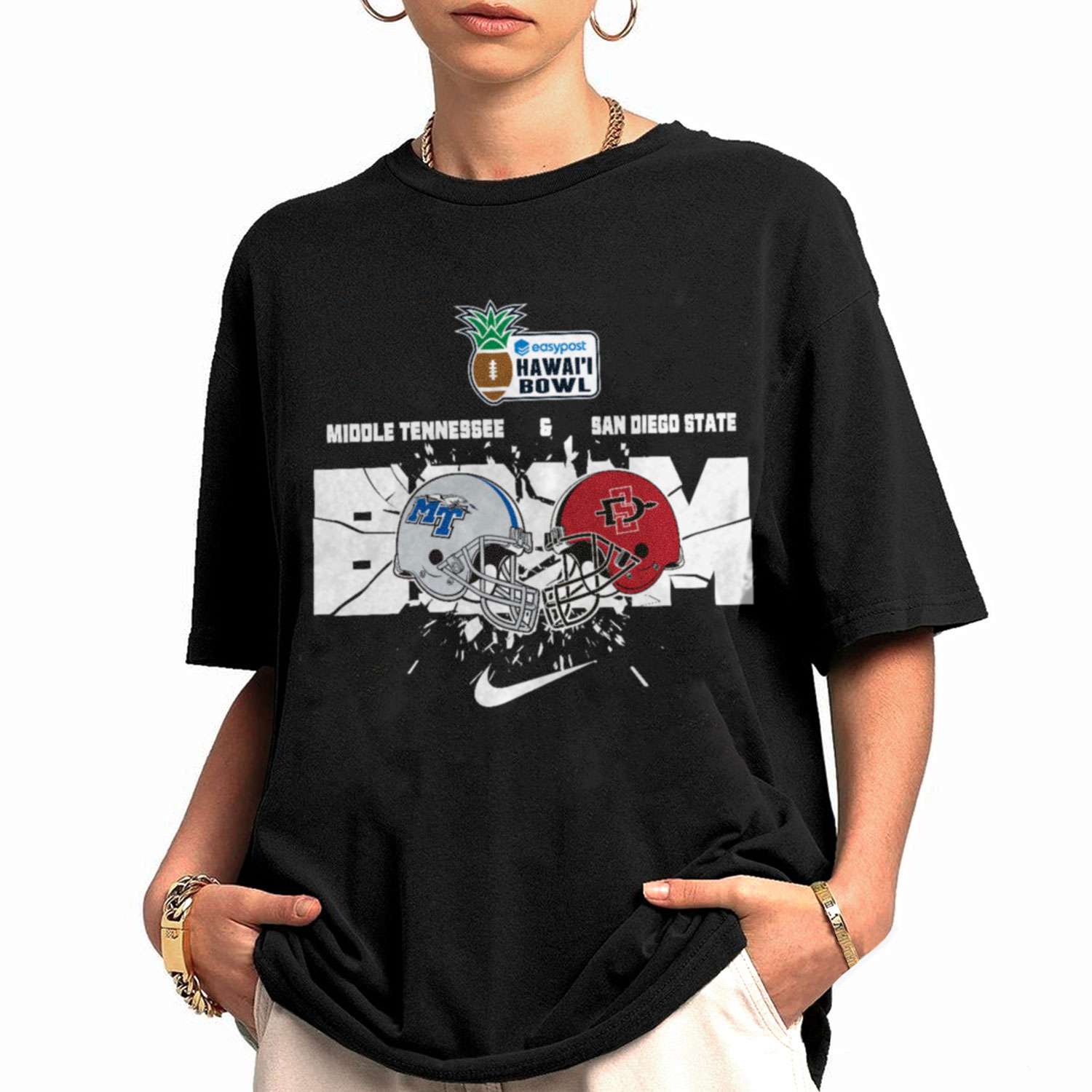 Middle Tennessee And San Diego State Hawai'i Boom Helmet Hawai'i Bowl Champions T-Shirt