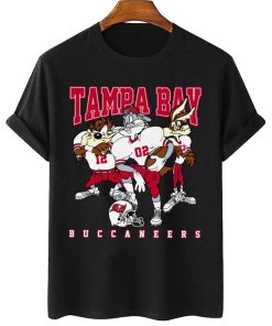 T Shirt Women 2 DSLT30 Tampa Bay Buccaneers Bugs Bunny And Taz Player T Shirt