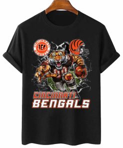 T Shirt Women 2 DSMC0207 Mascot Breaking Through Wall Cincinnati Bengals T Shirt