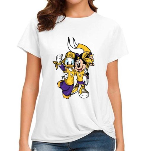 T Shirt Women DSBN324 Minnie And Daisy Duck Fans Minnesota Vikings T Shirt