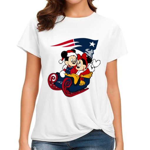 T Shirt Women DSBN351 Mickey Minnie Santa Ride Sleigh Christmas New England Patriots T Shirt