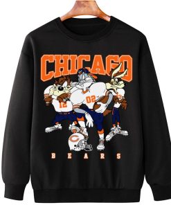 T Sweatshirt Hanging DSLT06 Chicago Bears Bugs Bunny And Taz Player T Shirt