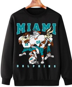 T Sweatshirt Hanging DSLT20 Miami Dolphins Bugs Bunny And Taz Player T Shirt