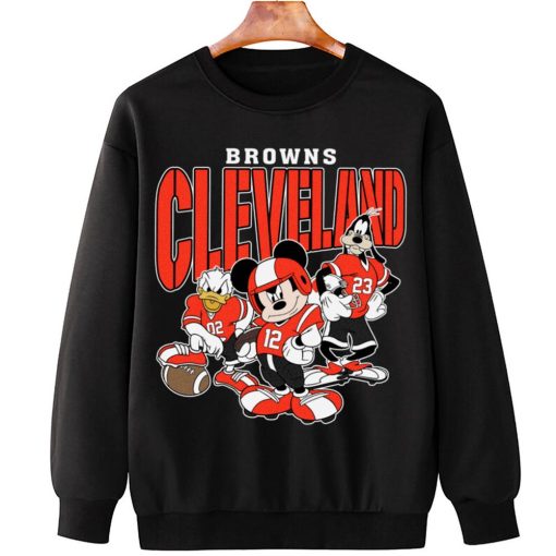 T Sweatshirt Hanging DSMK08 Cleveland Browns Mickey Donald Duck And Goofy Football Team T Shirt