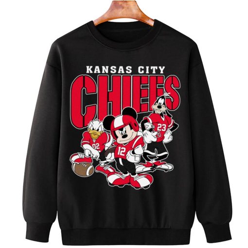 T Sweatshirt Hanging DSMK16 Kansas City Chiefs Mickey Donald Duck And Goofy Football Team T Shirt