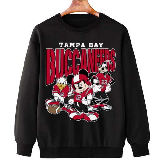 T Sweatshirt Hanging DSMK30 Tampa Bay Buccaneers Mickey Donald Duck And Goofy Football Team T Shirt