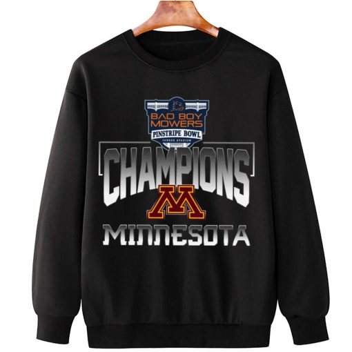 T Sweatshirt Hanging Minnesota Golden Gophers Mowers Pinstripe Bowl Champions T Shirt