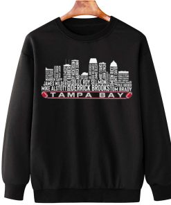 T Sweatshirt Hanging TSSK16 Tampa Bay All Time Legends Football City Skyline T Shirt