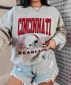 T Sweatshirt Women 0 TSNCAA60 Cincinnati Bearcats Retro Helmet University College NCAA Football T Shirt