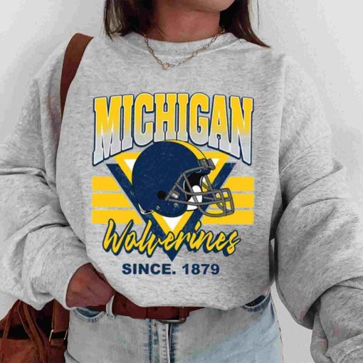 T Sweatshirt Women 00 TSNCAA01 Michigan Wolverines Vintage Team University College NCAA Football T Shirt