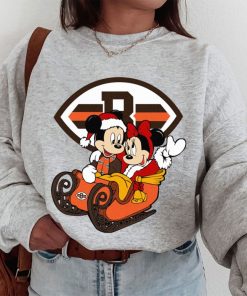 T Sweatshirt Women 1 DSBN116 Mickey Minnie Santa Ride Sleigh Christmas Cleveland Browns T Shirt
