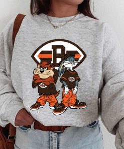 T Sweatshirt Women 1 DSBN123 Looney Tunes Bugs And Taz Cleveland Browns T Shirt