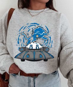 T Sweatshirt Women 1 DSBN170 Rick Morty In Spaceship Detroit Lions T Shirt