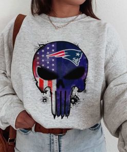 T Sweatshirt Women 1 DSBN340 Punisher Skull New England Patriots T Shirt
