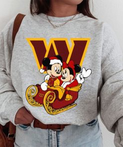 T Sweatshirt Women 1 DSBN507 Mickey Minnie Santa Ride Sleigh Christmas Washington Commanders T Shirt