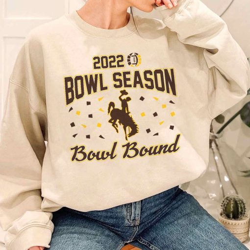 T Sweatshirt Women 1 DSBS36 Wyoming Cowboys College Football 2022 Bowl Season T Shirt