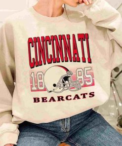 T Sweatshirt Women 1 TSNCAA60 Cincinnati Bearcats Retro Helmet University College NCAA Football T Shirt