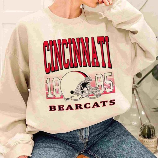 T Sweatshirt Women 1 TSNCAA60 Cincinnati Bearcats Retro Helmet University College NCAA Football T Shirt