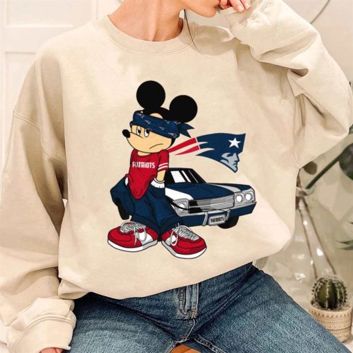 T Sweatshirt Women 3 DSBN344 Mickey Gangster And Car New England Patriots T Shirt
