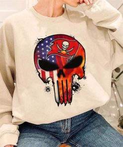 T Sweatshirt Women 3 DSBN477 Punisher Skull Tampa Bay Buccaneers T Shirt