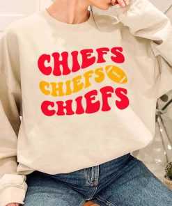 T Sweatshirt Women 3 TSBN128 Chiefs Team Repeat Text Kansas City Chiefs T Shirt 1