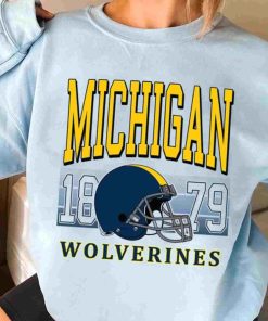 T Sweatshirt Women 3 TSNCAA47 Michigan Wolverines Retro Helmet University College NCAA Football T Shirt