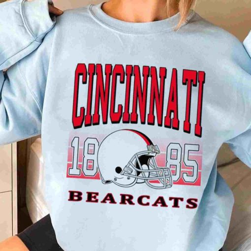 T Sweatshirt Women 3 TSNCAA60 Cincinnati Bearcats Retro Helmet University College NCAA Football T Shirt
