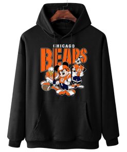 W Hoodie Hanging DSMK06 Chicago Bears Mickey Donald Duck And Goofy Football Team T Shirt